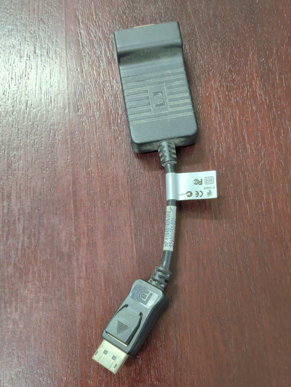 HP BizLink Display Port to VGA Adapter - P/N 481408 - LQQK!